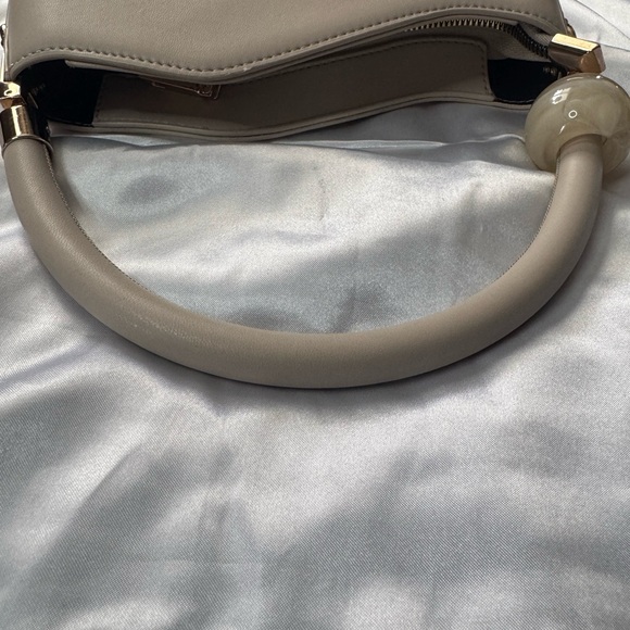 Melie Bianco Beige Handbag - EUC - Picture 4 of 5